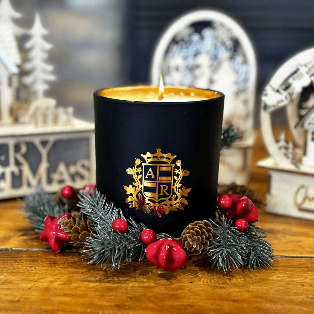 Mistletoe Kiss Candle - Abbey Rose