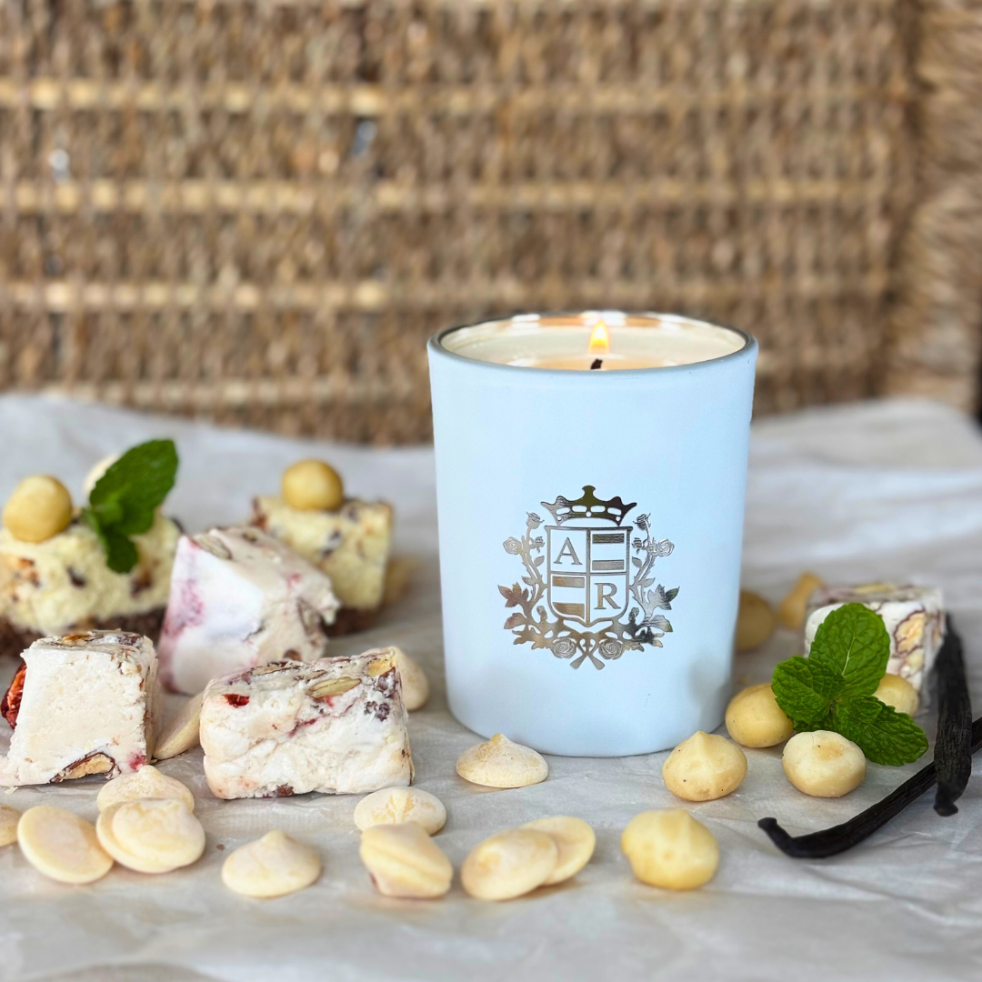 White Chocolate & Macadamia Fudge Soy Candle - Abbey Rose