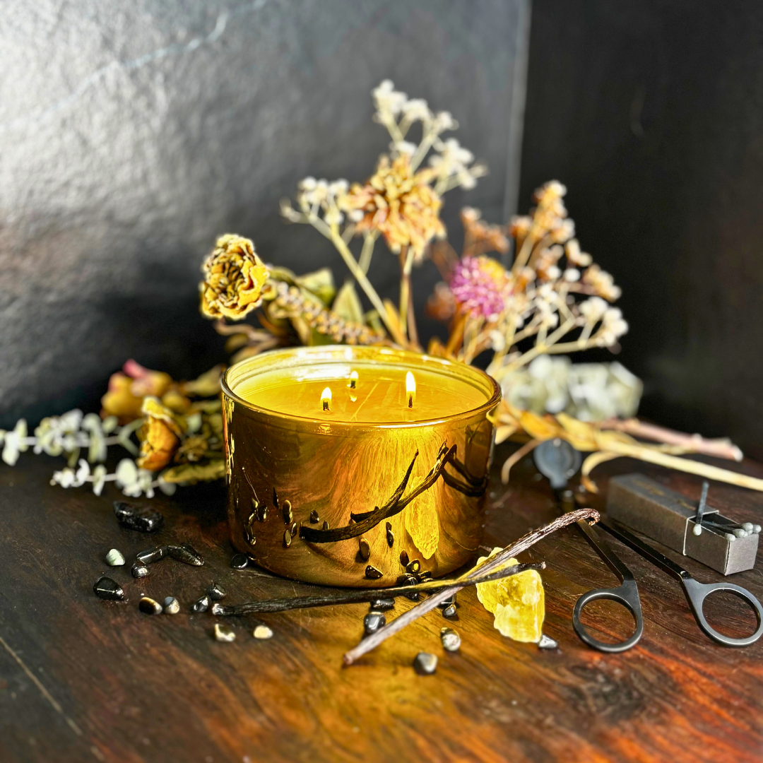 Black Amber & Vanilla Candle