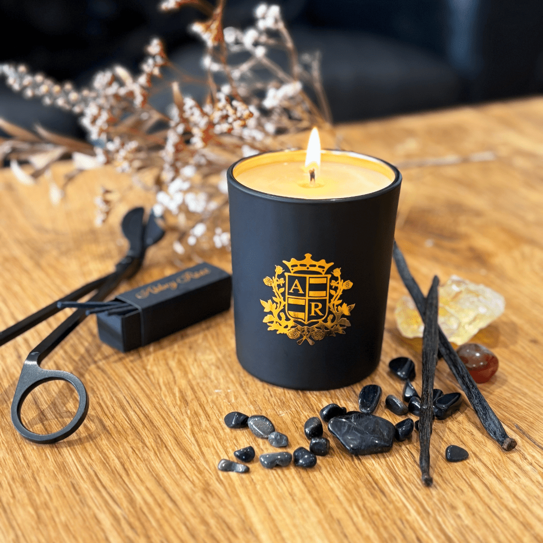Black Amber & Vanilla Candle - Abbey Rose
