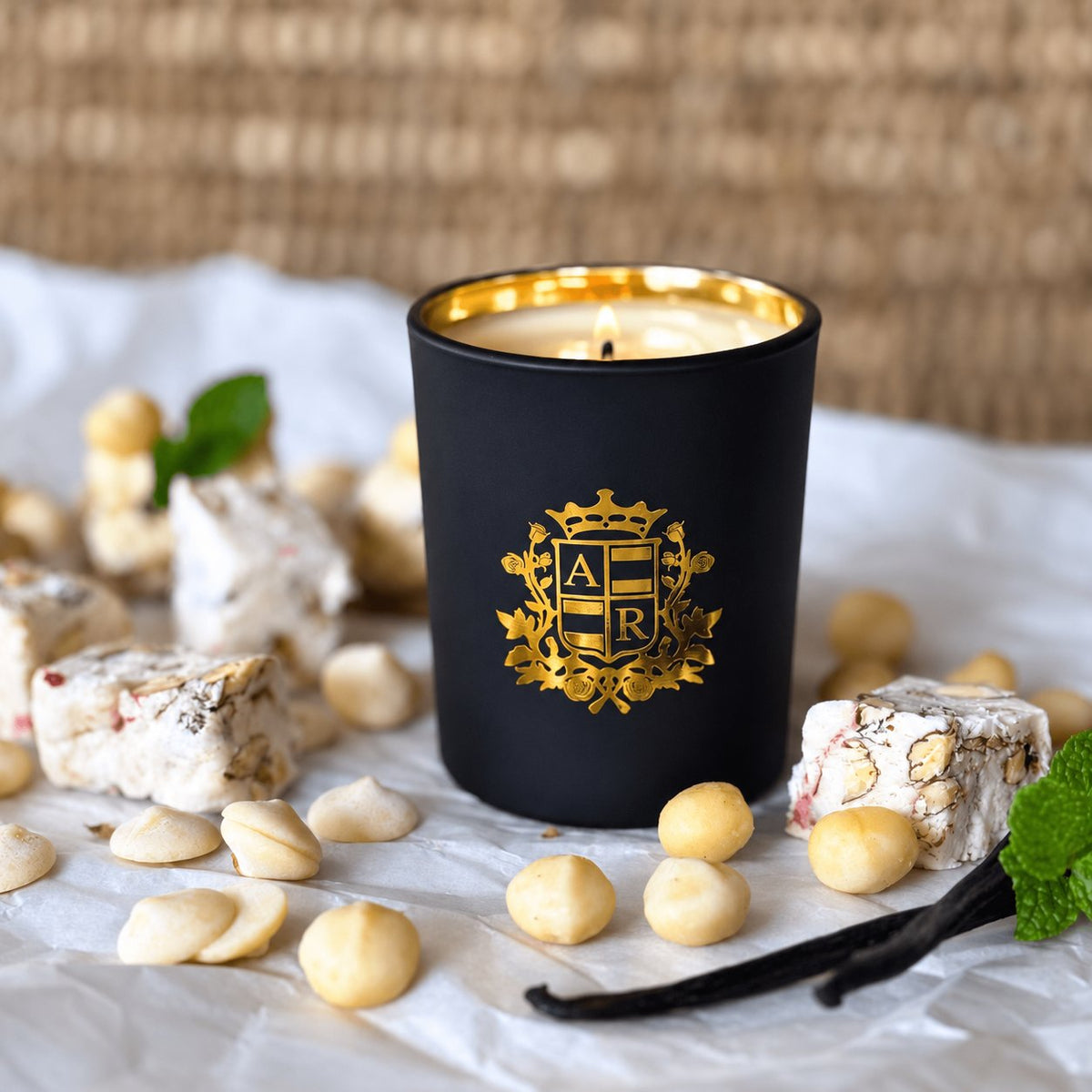 White Chocolate & Macadamia Fudge Candle - Abbey Rose